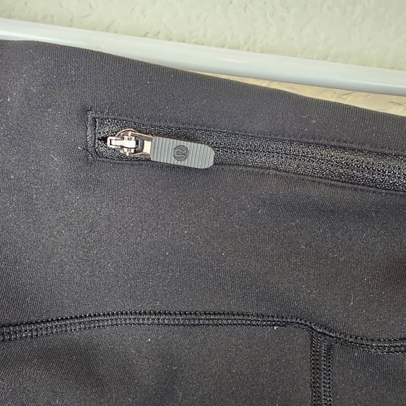 Lululemon Speed Up Crop Black Mid Rise Run Capri with Pockets Size 10 - Picture 8 of 15